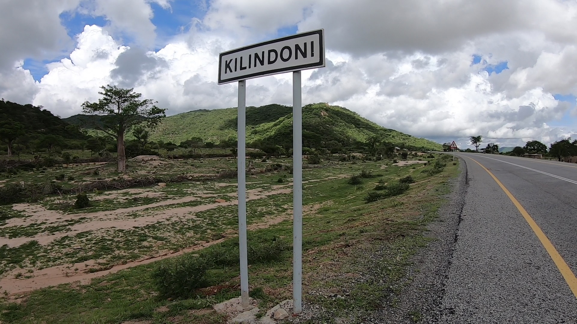 KILINDONIの標識