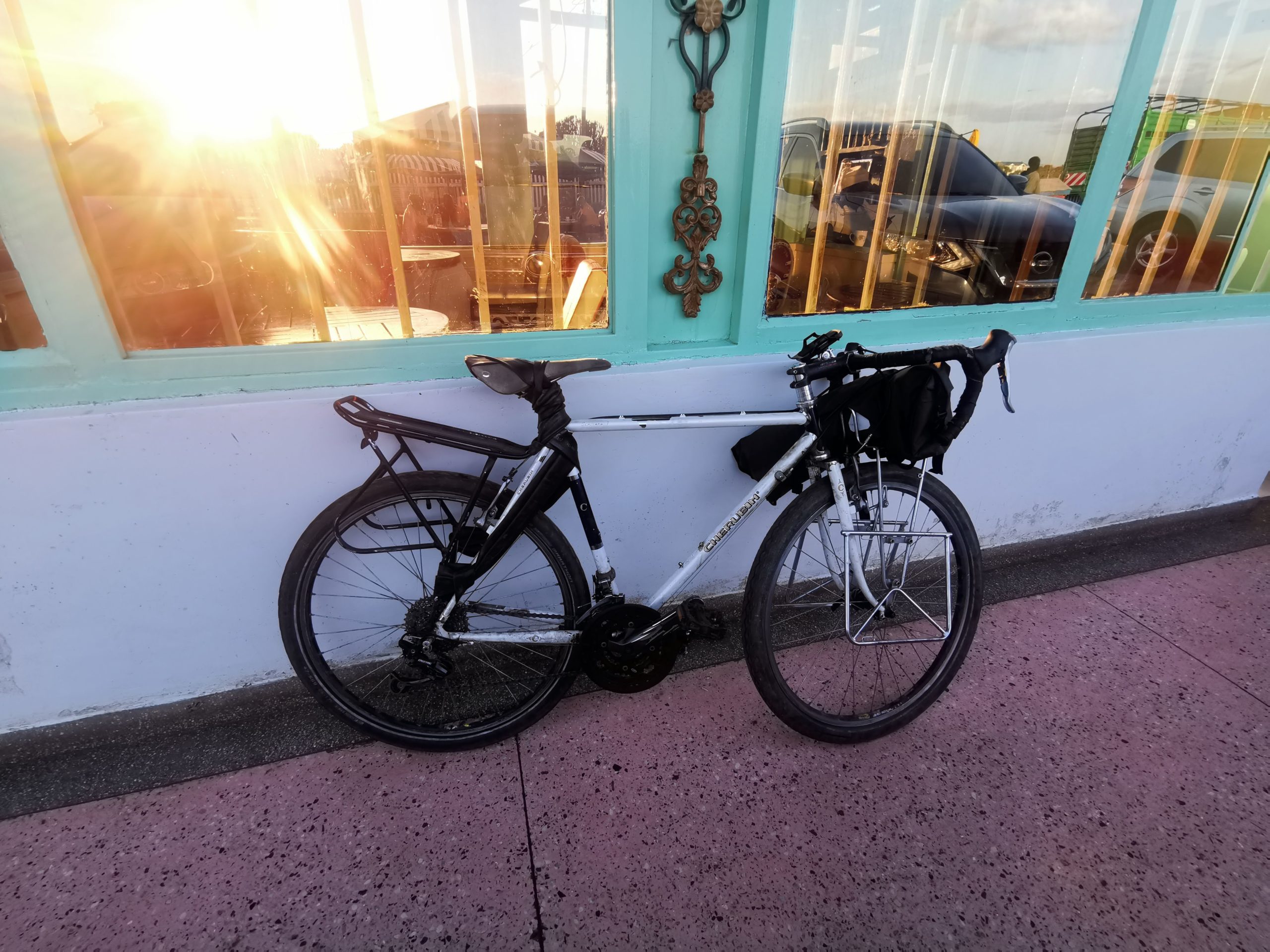 盗難された 頭がおかしい 高橋せんまる自転車世界一周