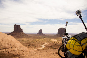 モニュメントバレー